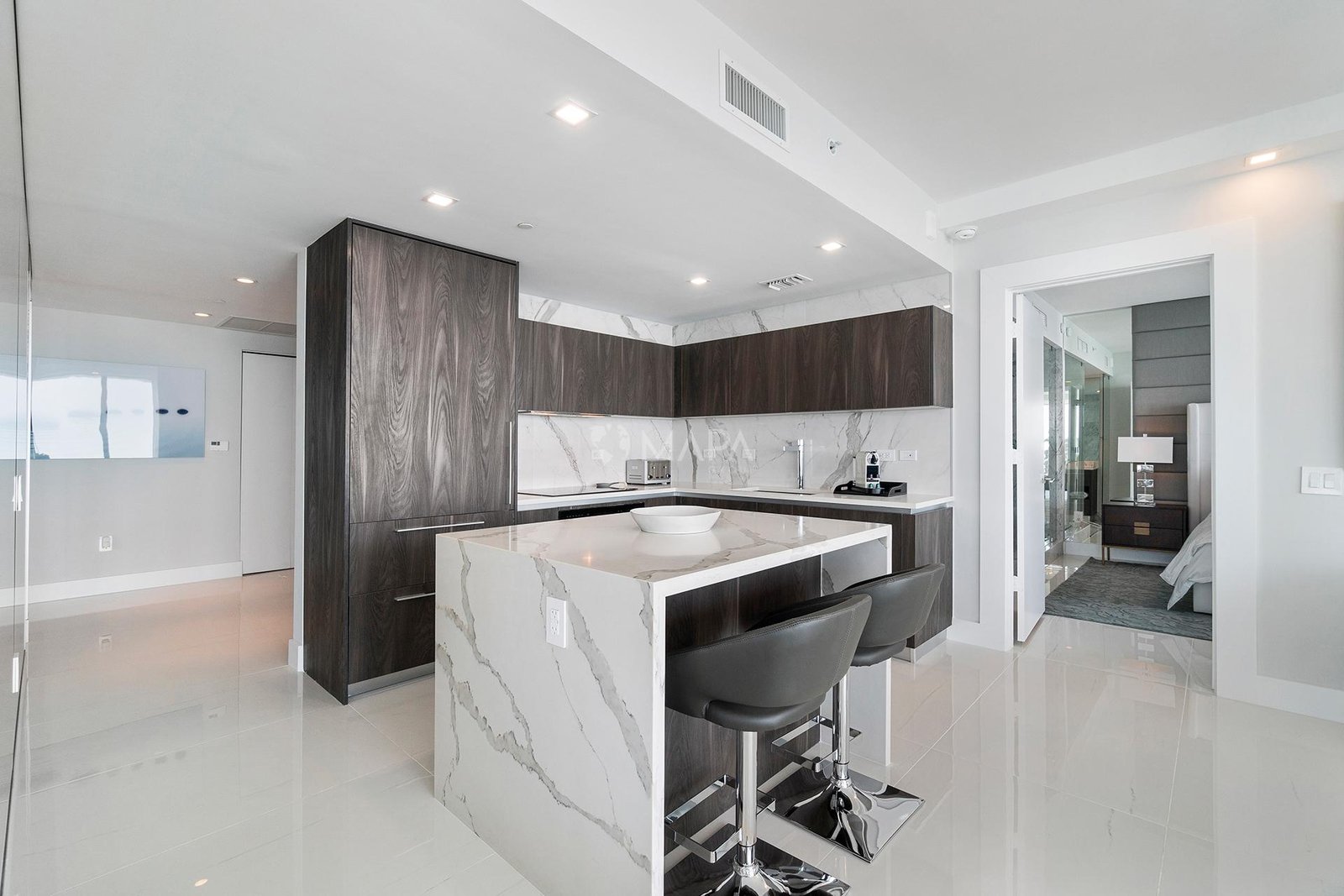 3131 NE 7th Ave Miami FL-31