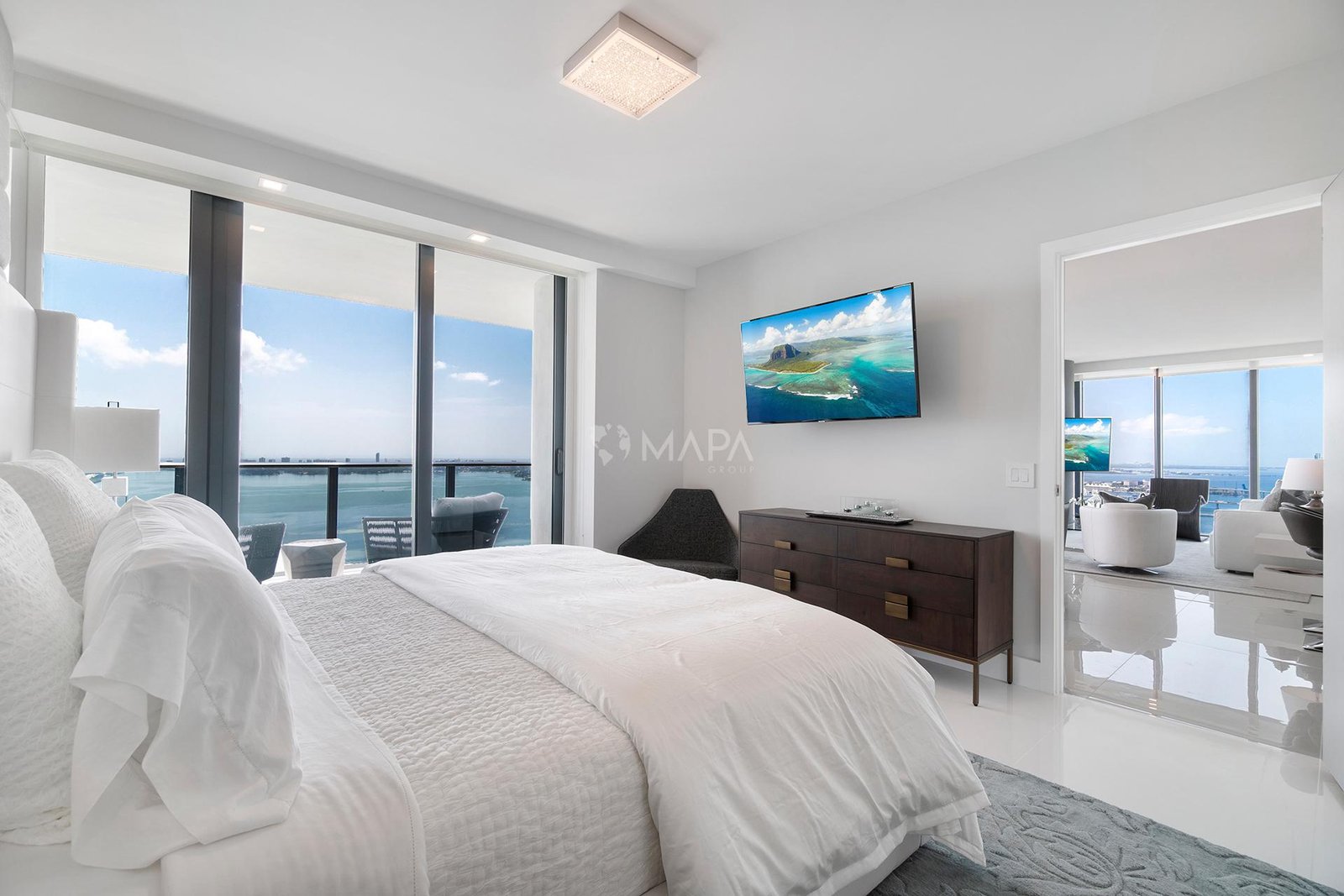 3131 NE 7th Ave Miami FL-4