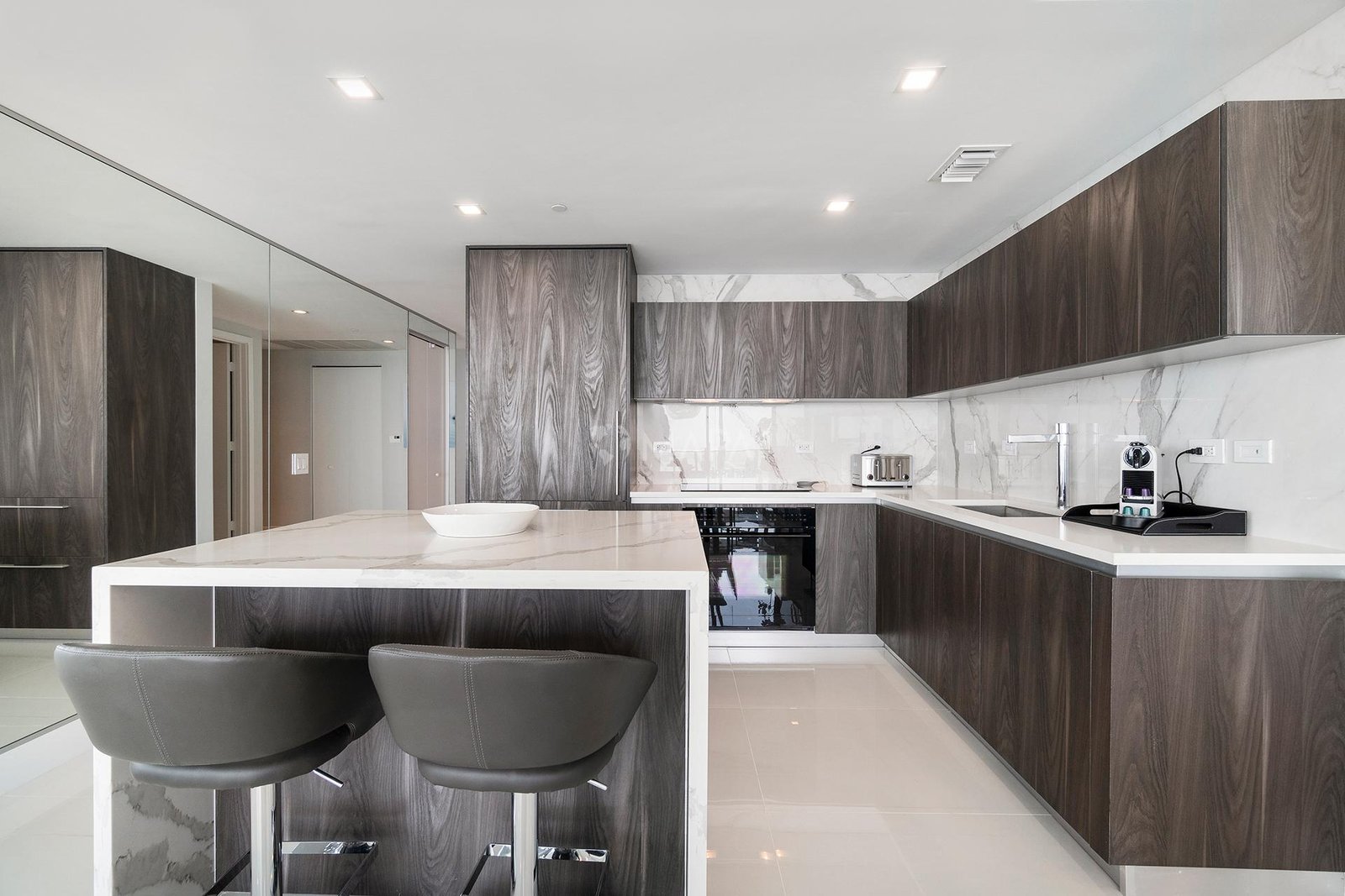 3131 NE 7th Ave Miami FL-52