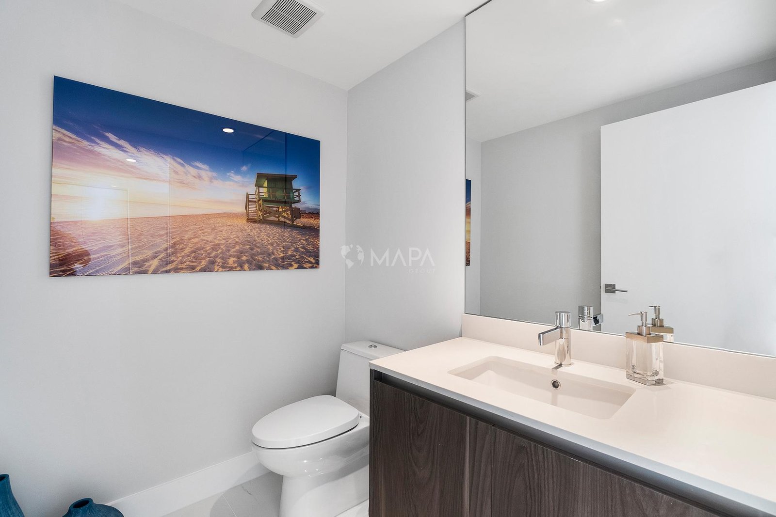 3131 NE 7th Ave Miami FL-55