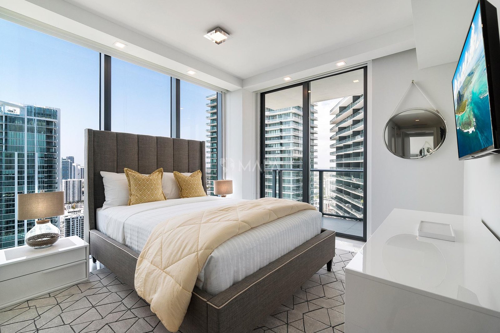 3131 NE 7th Ave Miami FL-58