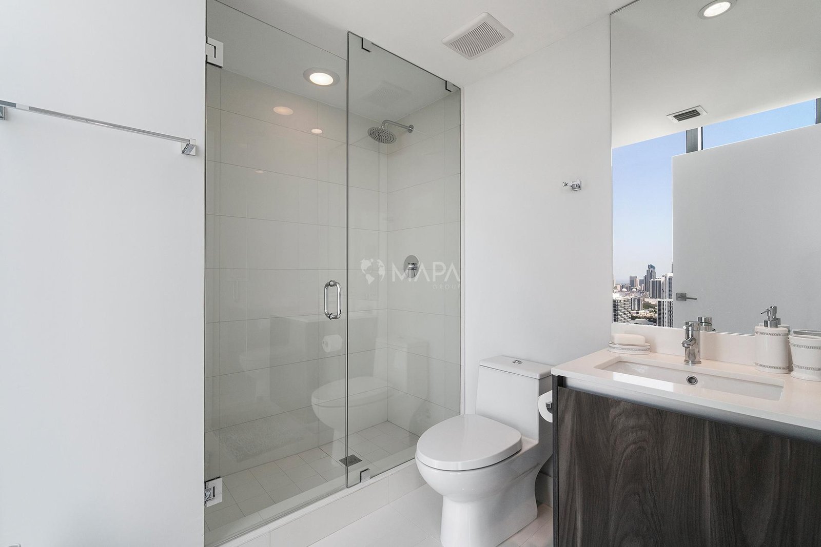 3131 NE 7th Ave Miami FL-73