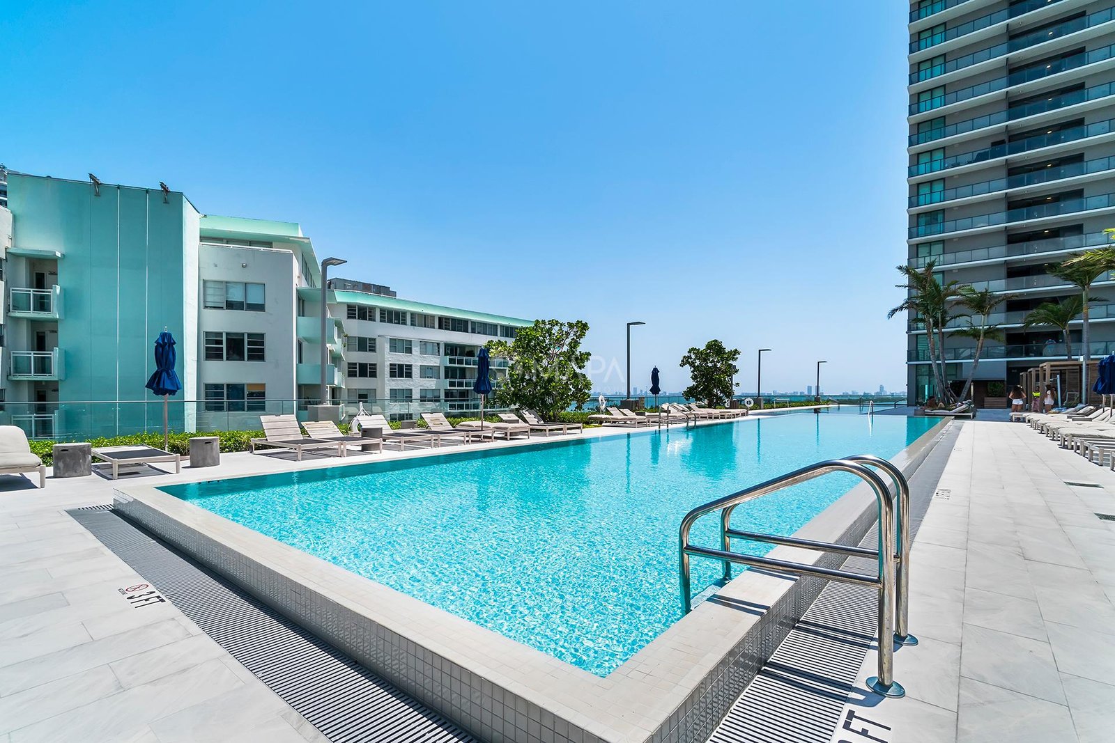 3131 NE 7th Ave Miami FL-94