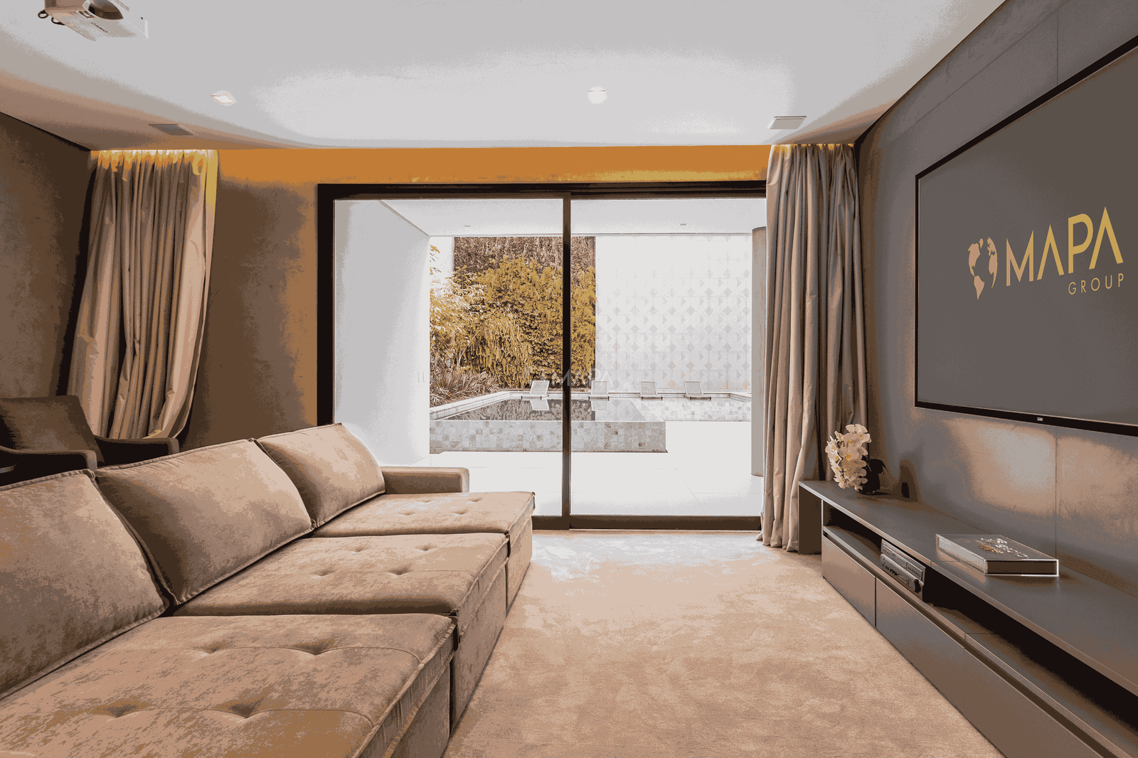 8 - Cinema Editada_4_11zon