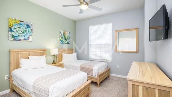 deluxe-twin-room-wide